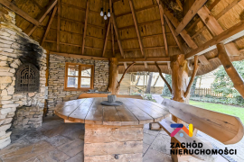 Luksus pod Strzechą z Prywatnym Pomostem